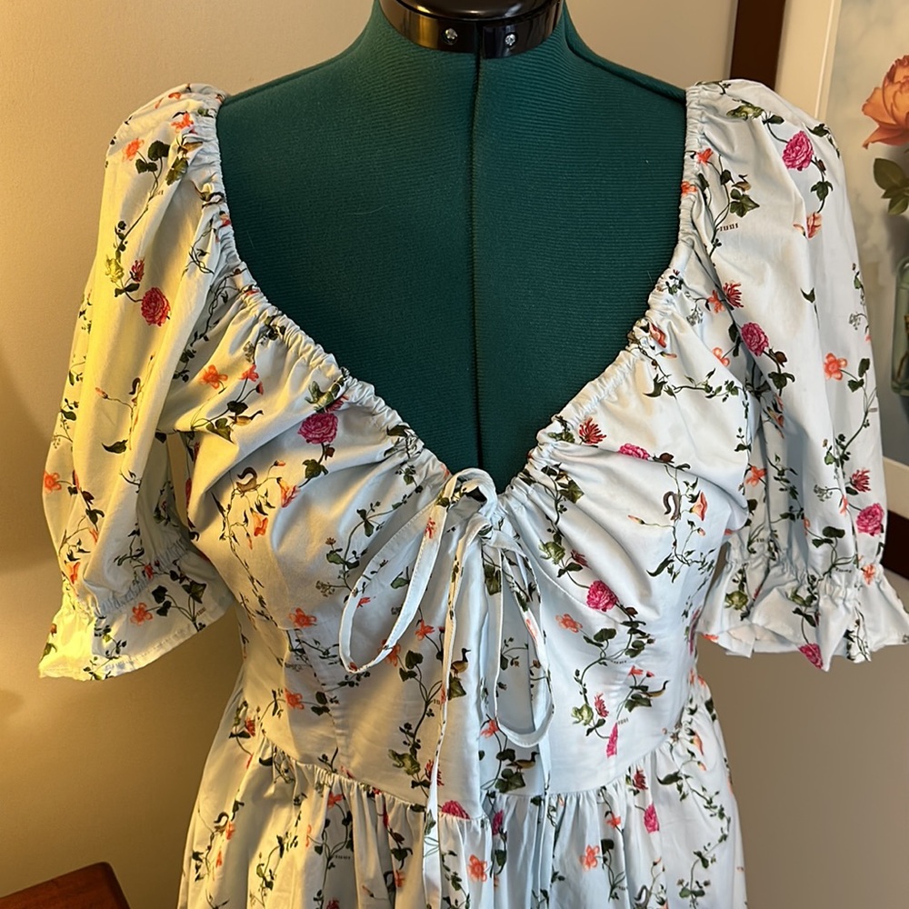 Hill House Light Blue Floral Puff-Sleeve Midi Dress - Picture 5 of 7